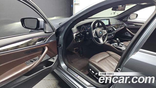 BMW 5 Series (G30) 540i xDrive M Sport Plus 2018 — фото 10