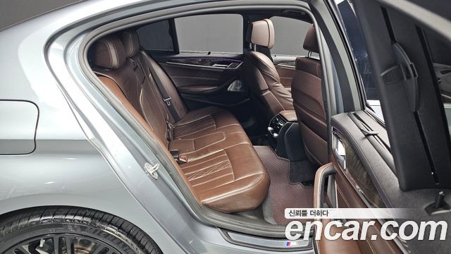 BMW 5 Series (G30) 540i xDrive M Sport Plus 2018 — фото 11