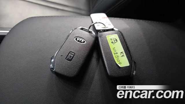 Kia K5 (III) 2.0 LPI(Renter car) Strandard 2021 — фото 31
