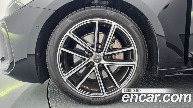 Audi A5 (B10) 45 TFSI Quattro S Line 2025 — фото 5
