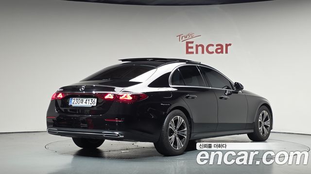 Mercedes-Benz E-Class (W214) E200 Avantgarde 2024 — фото 2