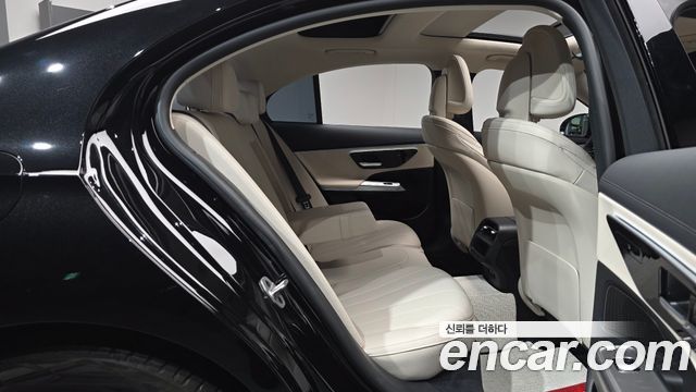 Mercedes-Benz E-Class (W214) E200 Avantgarde 2024 — фото 15
