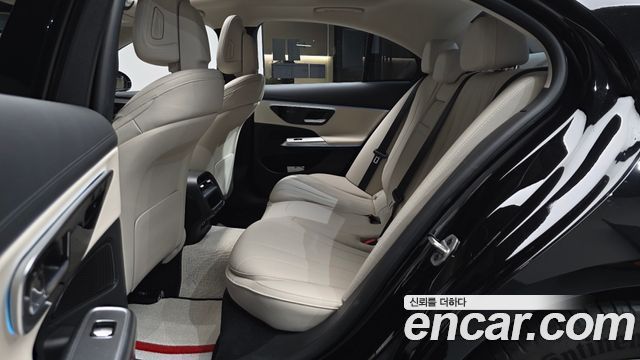 Mercedes-Benz E-Class (W214) E200 Avantgarde 2024 — фото 16