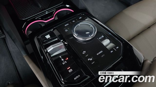 BMW 5 Series (G60) 520i M Sport 2025 — фото 9