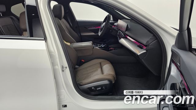 BMW 5 Series (G60) 520i M Sport 2025 — фото 11
