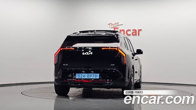 Kia EV3 Long Range 2WD GT Line 2025 — фото 4
