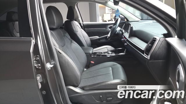 Kia Sorento (IV) Gasoline 2.5T 2WD Noblesse 2024 — фото 11