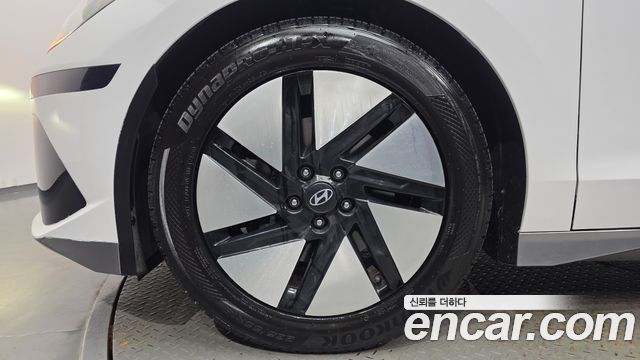 Hyundai Ioniq 6 Long Range Exclusive 2023 — фото 5