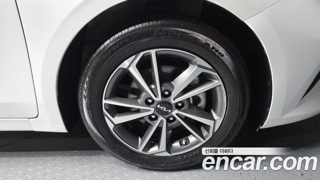 Kia K3 (II) 1.6 Prestige 2022 — фото 5