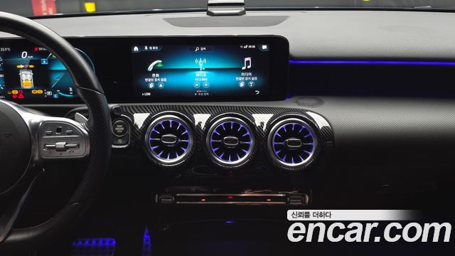 Mercedes-Benz A-Class (W177) A250 4MATIC Sedan 2022 — фото 14