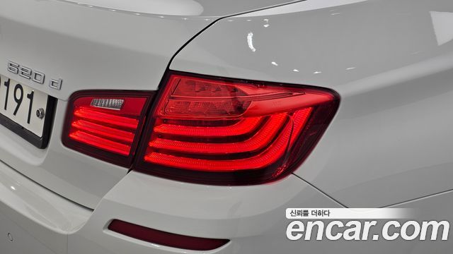 BMW 5 Series (F10) 520d M Aero Dynamic 2016 — фото 23