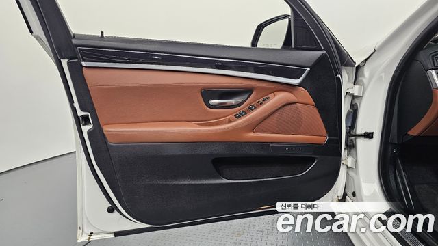 BMW 5 Series (F10) 520d M Aero Dynamic 2016 — фото 24