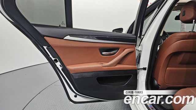 BMW 5 Series (F10) 520d M Aero Dynamic 2016 — фото 25