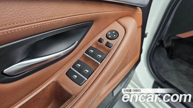 BMW 5 Series (F10) 520d M Aero Dynamic 2016 — фото 27