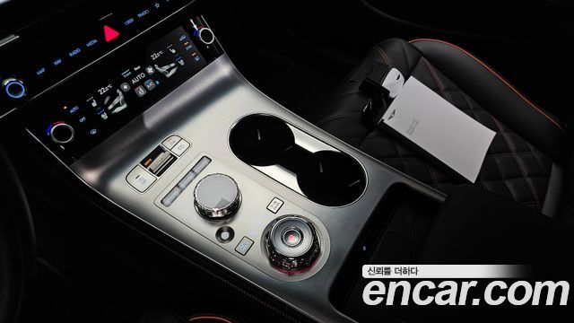 Genesis GV70 3.5T Gasoline AWD 2026 — фото 9