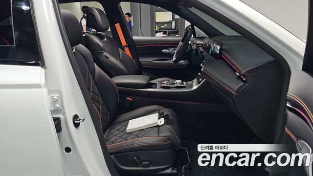 Genesis GV70 3.5T Gasoline AWD 2026 — фото 32