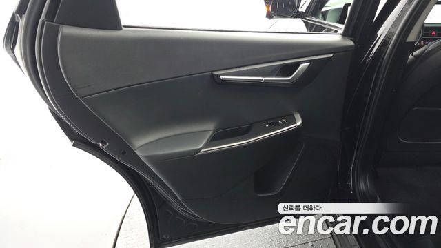 Kia EV6 Long Range 4WD Air 2022 — фото 31