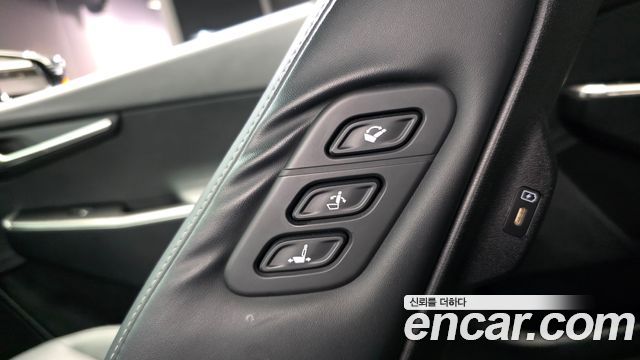 Kia EV6 Long Range 4WD Air 2022 — фото 41