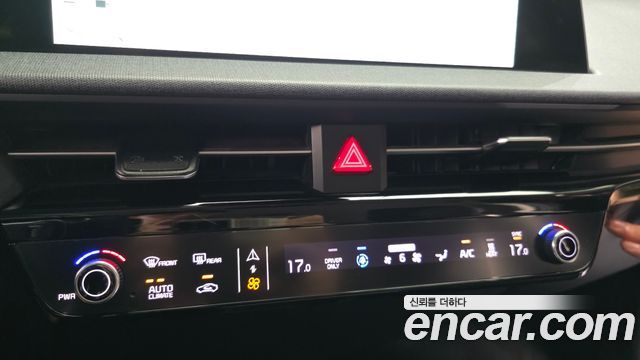 Kia EV6 Long Range 4WD Air 2022 — фото 42