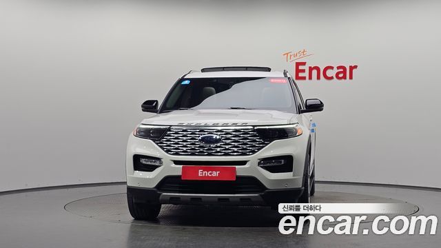 Ford Explorer (VI) 3.0 Platinum 4WD 2021 — фото 3