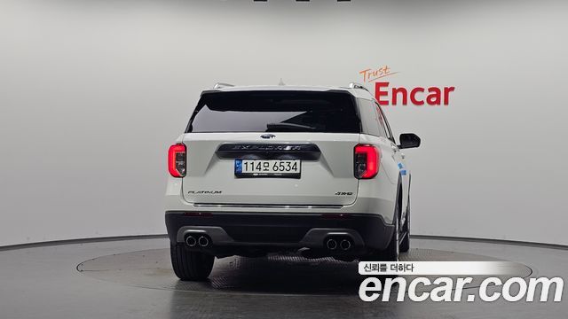 Ford Explorer (VI) 3.0 Platinum 4WD 2021 — фото 4
