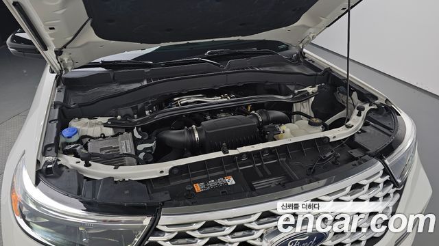 Ford Explorer (VI) 3.0 Platinum 4WD 2021 — фото 6