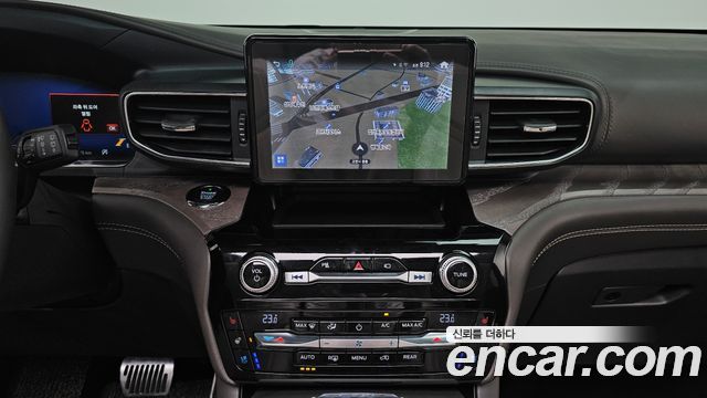 Ford Explorer (VI) 3.0 Platinum 4WD 2021 — фото 18