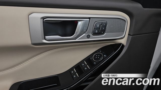 Ford Explorer (VI) 3.0 Platinum 4WD 2021 — фото 22