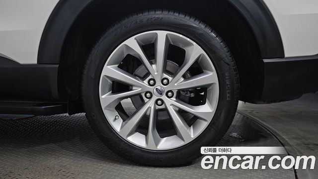 Ford Explorer (VI) 3.0 Platinum 4WD 2021 — фото 27