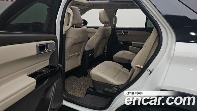 Ford Explorer (VI) 3.0 Platinum 4WD 2021 — фото 32