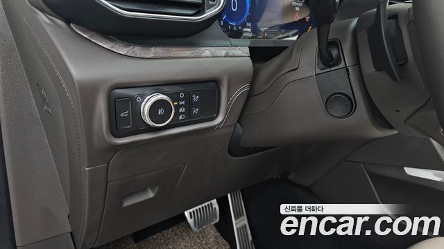 Ford Explorer (VI) 3.0 Platinum 4WD 2021 — фото 34