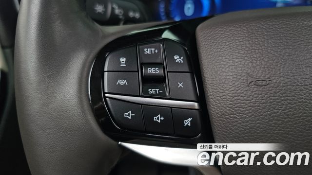 Ford Explorer (VI) 3.0 Platinum 4WD 2021 — фото 35
