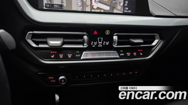 BMW 2 Series Gran Coupe (F44) 220i Sport 2023 — фото 17