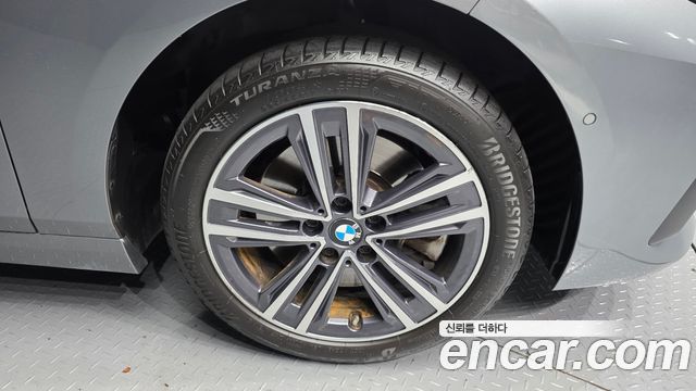 BMW 2 Series Gran Coupe (F44) 220i Sport 2023 — фото 21