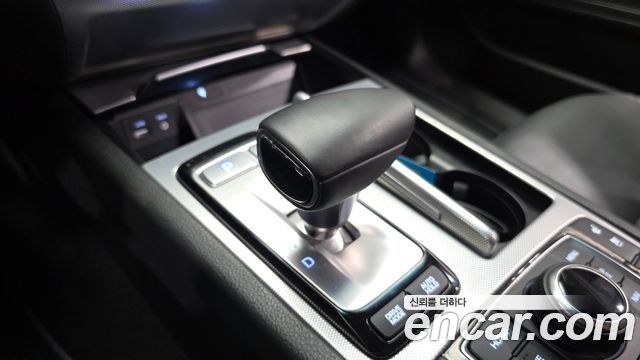 Genesis G80 3.3 GDI AWD Premium Luxury 2018 — фото 9