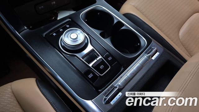 Kia Carnival (IV) Gasoline 7-Seater Signature 2023 — фото 9
