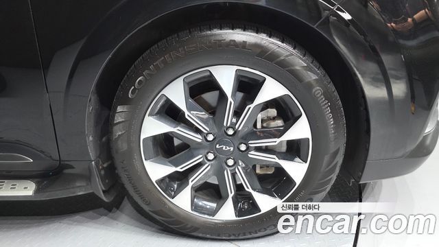 Kia Carnival (IV) Gasoline 7-Seater Signature 2023 — фото 21