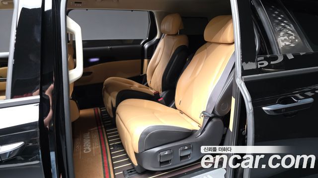Kia Carnival (IV) Gasoline 7-Seater Signature 2023 — фото 26