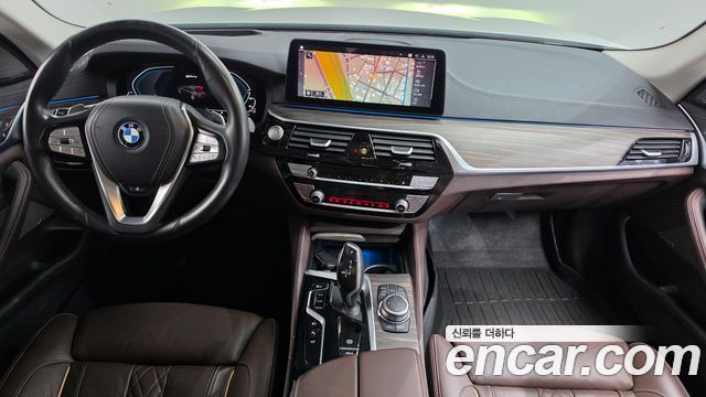 BMW 5 Series (G30) 530e Luxury 2022 — фото 7