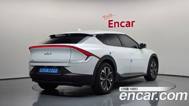 Kia EV6 Long Range 4WD Air 2022 — фото 2