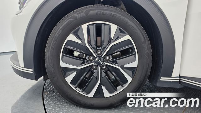 Kia EV6 Long Range 4WD Air 2022 — фото 5