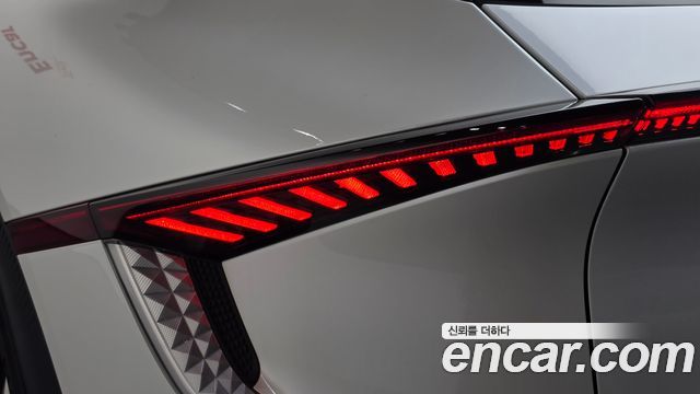 Kia EV6 Long Range 4WD Air 2022 — фото 23
