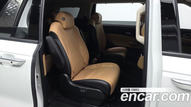Kia Carnival (IV) Diesel 9-Seater Signature 2023 — фото 11
