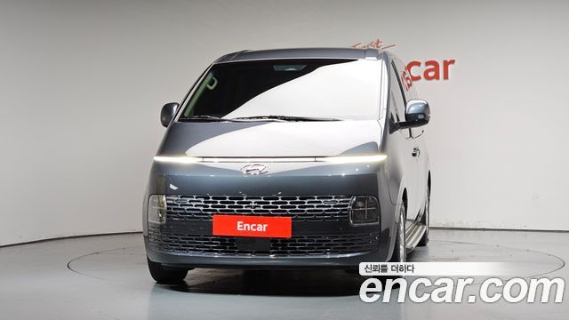 Hyundai Staria L3.5 Cargo 5-Seater Modern 2022 — фото 3