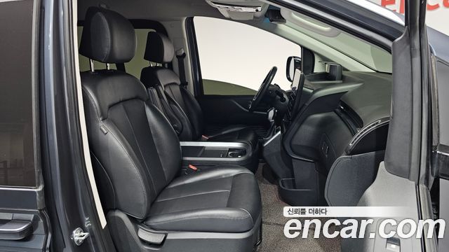 Hyundai Staria L3.5 Cargo 5-Seater Modern 2022 — фото 11