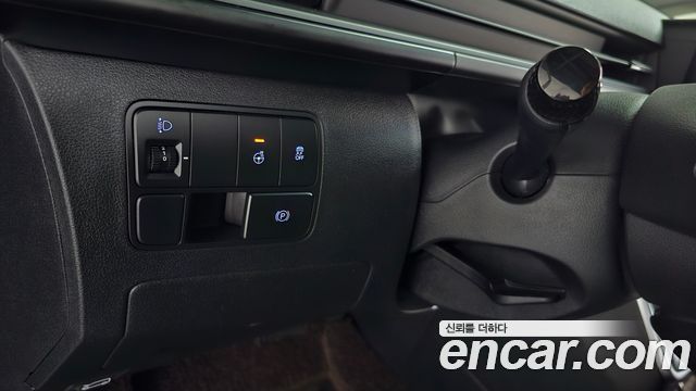 Hyundai Staria L3.5 Cargo 5-Seater Modern 2022 — фото 20