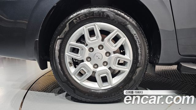 Hyundai Staria L3.5 Cargo 5-Seater Modern 2022 — фото 21