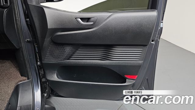 Hyundai Staria L3.5 Cargo 5-Seater Modern 2022 — фото 25