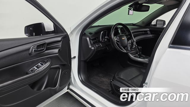 Chevrolet Malibu 2.0 LT Deluxe Pack 2016 — фото 10