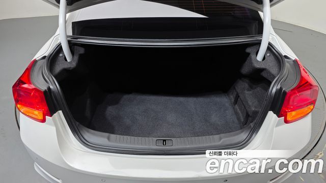 Chevrolet Malibu 2.0 LT Deluxe Pack 2016 — фото 24